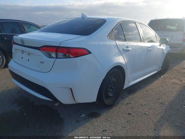 2022 TOYOTA COROLLA LE 4