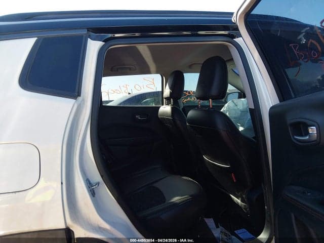 2019 JEEP COMPASS TRAILHAWK 4X4 8