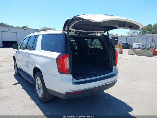 2021 GMC YUKON XL 4WD SLT 3