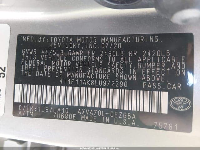 2020 TOYOTA CAMRY XLE 9