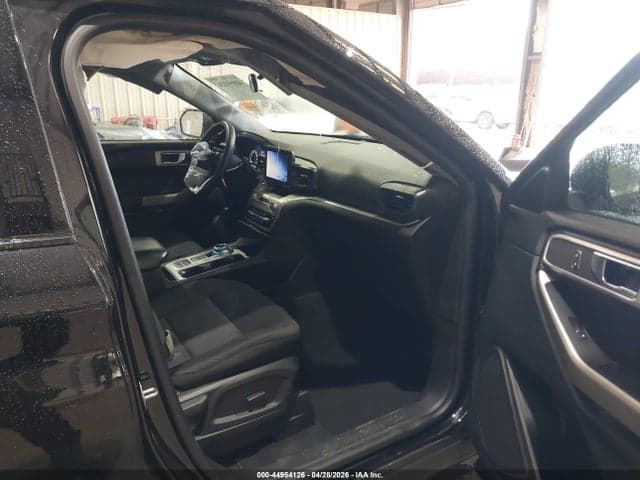 2022 FORD EXPLORER XLT 5