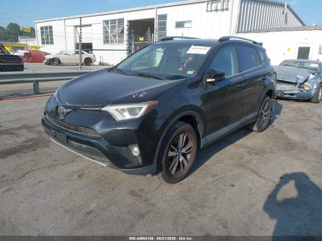 2018 TOYOTA RAV4 XLE 2