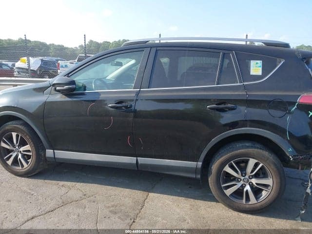 2018 TOYOTA RAV4 XLE 14