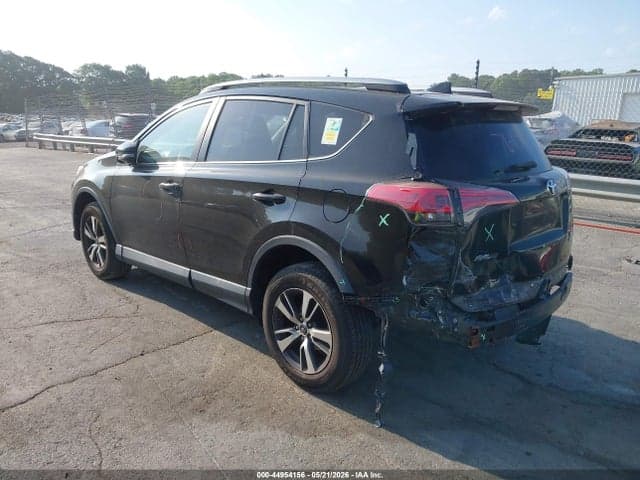 2018 TOYOTA RAV4 XLE 3