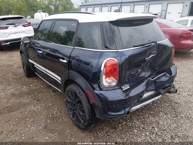 2015 MINI COUNTRYMAN COOPER 3
