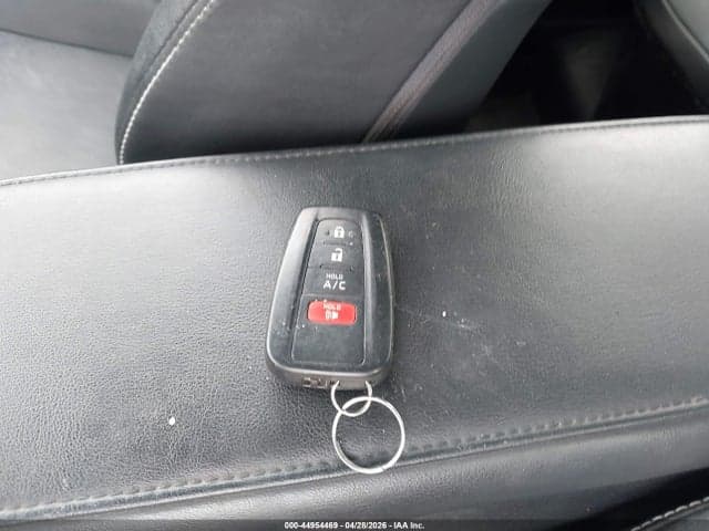 2021 TOYOTA PRIUS PRIME XLE 11