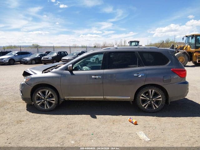 2017 NISSAN PATHFINDER PLATINUM 13