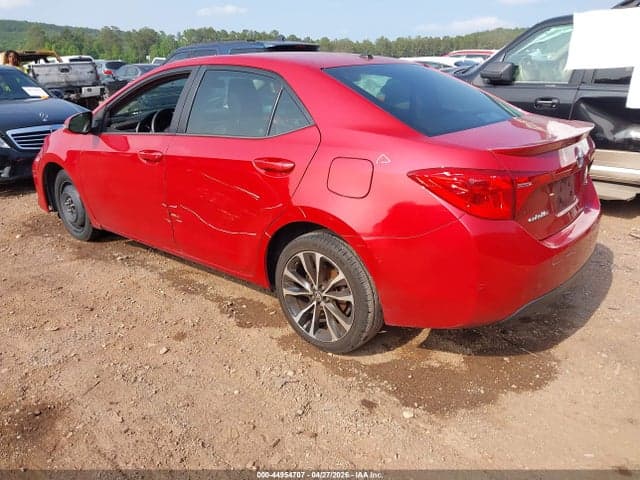 2017 TOYOTA COROLLA SE 3