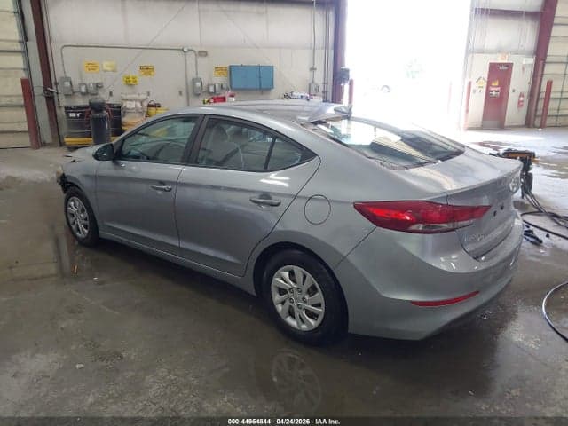 2017 HYUNDAI ELANTRA SE 3