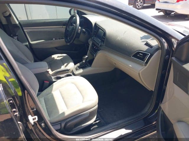 2017 HYUNDAI ELANTRA SE 5