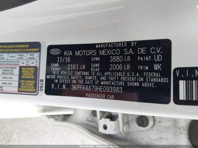 2017 KIA FORTE LX 9