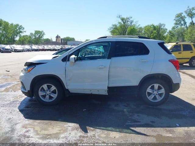 2020 CHEVROLET TRAX FWD LT 15