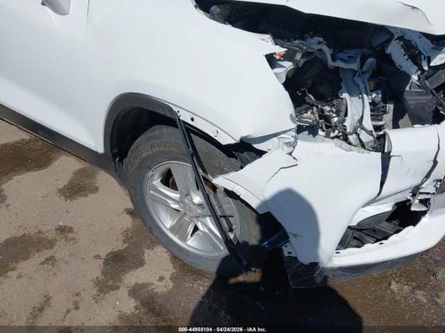 2020 CHEVROLET TRAX FWD LT 18
