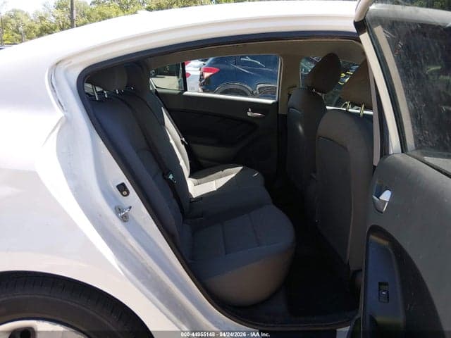 2018 KIA FORTE LX 8