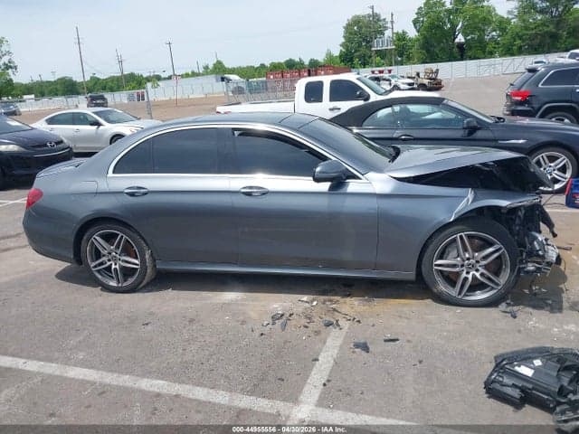 2019 MERCEDES-BENZ E 300 13