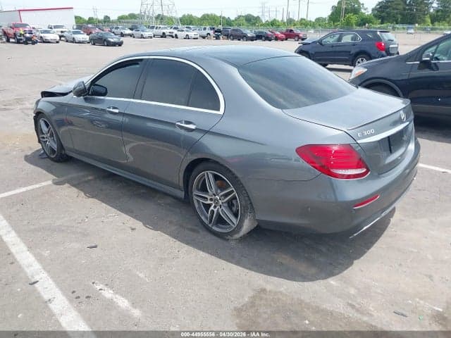 2019 MERCEDES-BENZ E 300 3