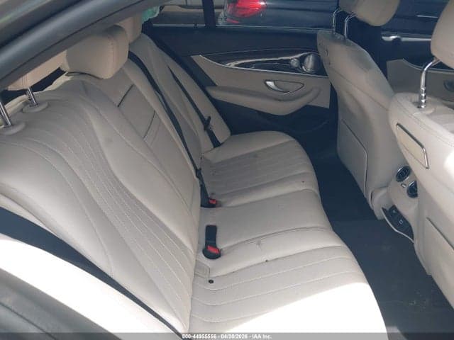 2019 MERCEDES-BENZ E 300 5