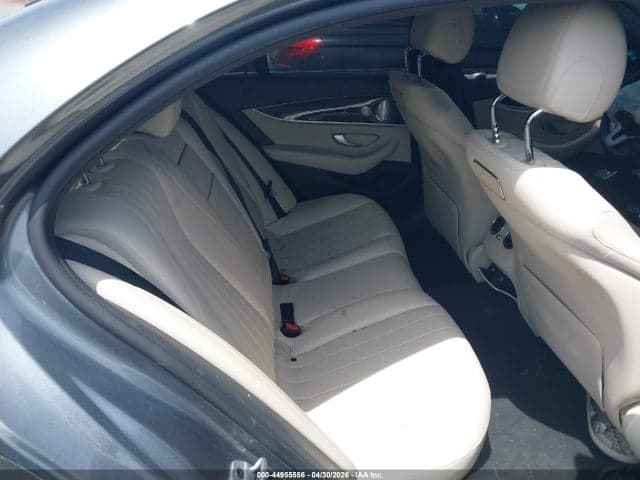 2019 MERCEDES-BENZ E 300 8