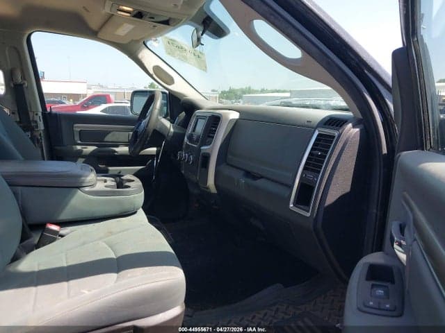2019 RAM 1500 CLASSIC SLT 4X2 6'4 BOX 5