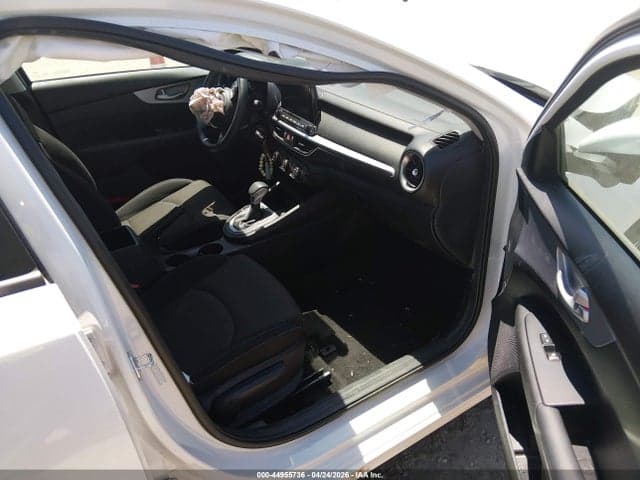 2024 KIA FORTE LXS 5