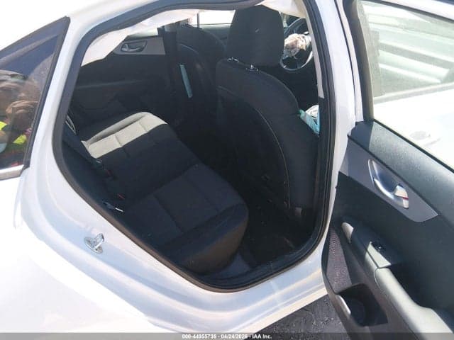 2024 KIA FORTE LXS 8