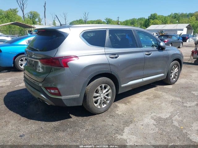 2020 HYUNDAI SANTA FE SE 4
