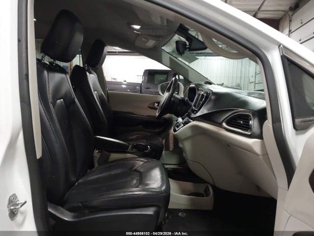 2018 CHRYSLER PACIFICA TOURING L 5