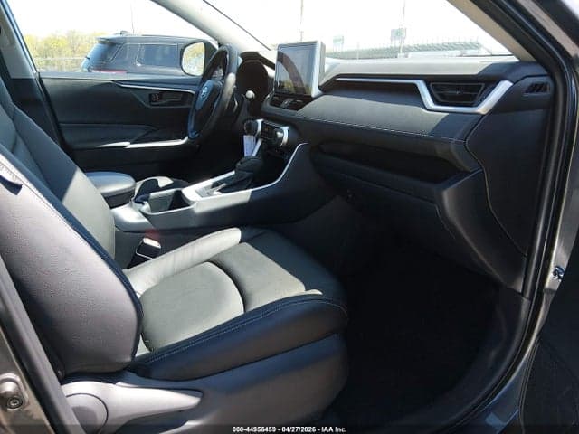 2025 TOYOTA RAV4 LE 6