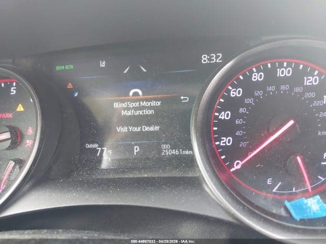 2021 TOYOTA CAMRY XSE V6 7