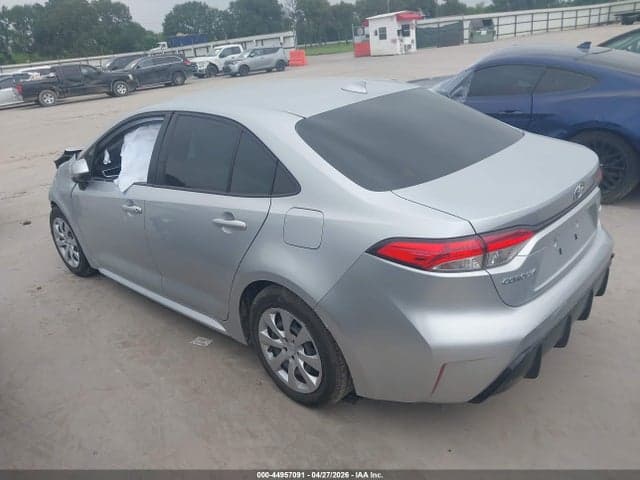 2022 TOYOTA COROLLA LE 3