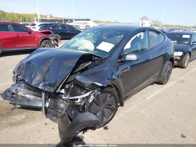 2026 TESLA MODEL Y 2