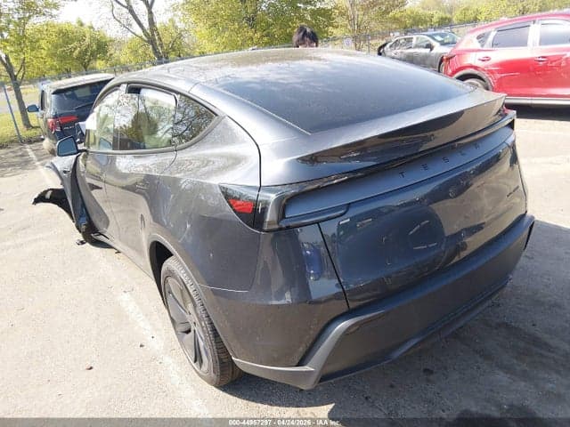 2026 TESLA MODEL Y 3