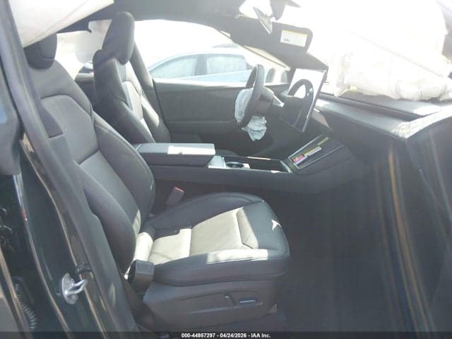 2026 TESLA MODEL Y 5