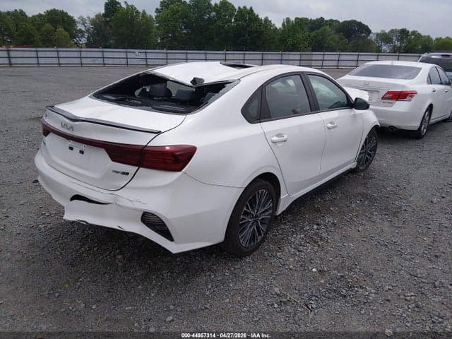 2023 KIA FORTE GT-LINE 4