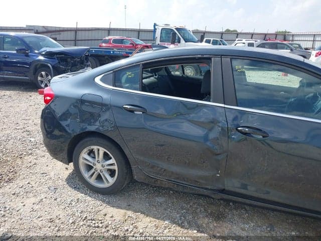 2017 CHEVROLET CRUZE LT AUTO 6