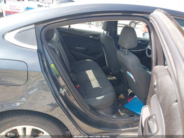 2017 CHEVROLET CRUZE LT AUTO 8