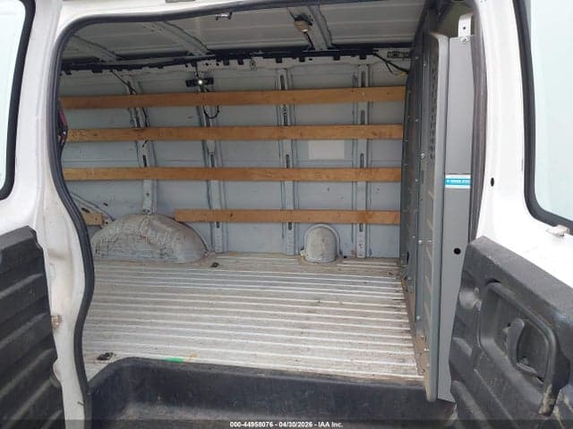 2017 GMC SAVANA 2500 WORK VAN 8
