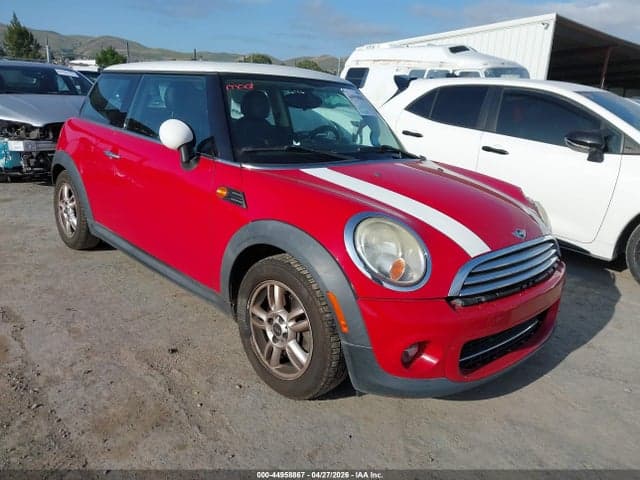 2011 MINI COOPER 1