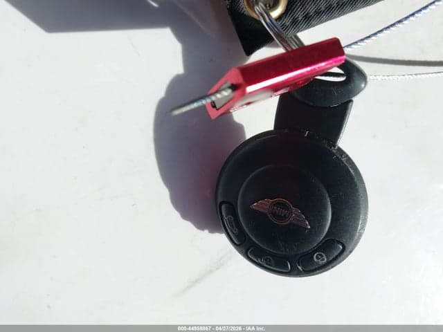 2011 MINI COOPER 11