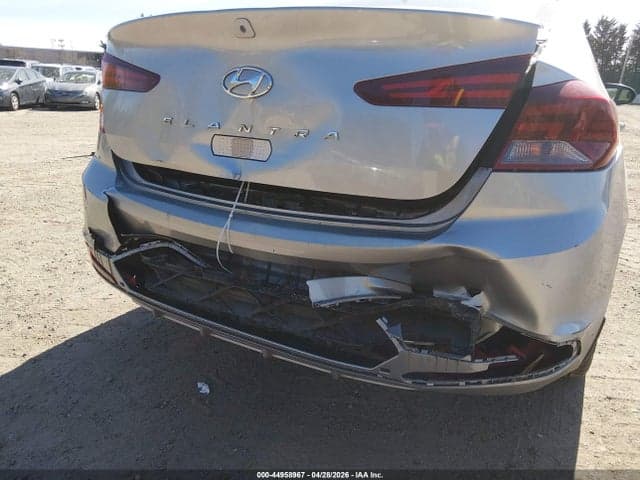 2020 HYUNDAI ELANTRA VALUE EDITION 6