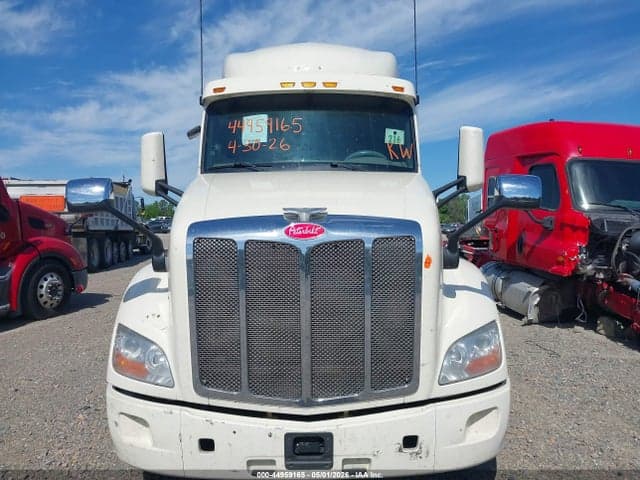 2017 PETERBILT 579 12