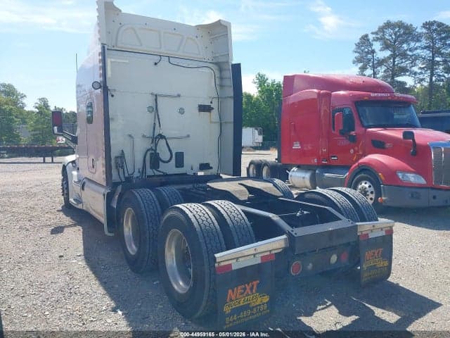 2017 PETERBILT 579 3