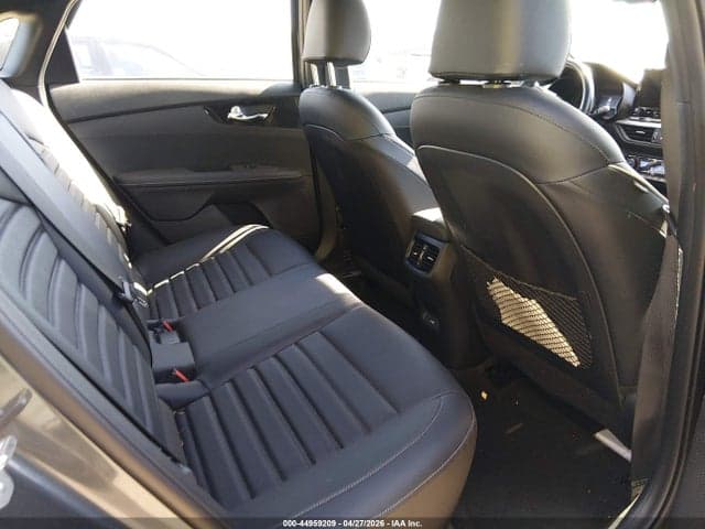 2024 KIA FORTE GT-LINE 8