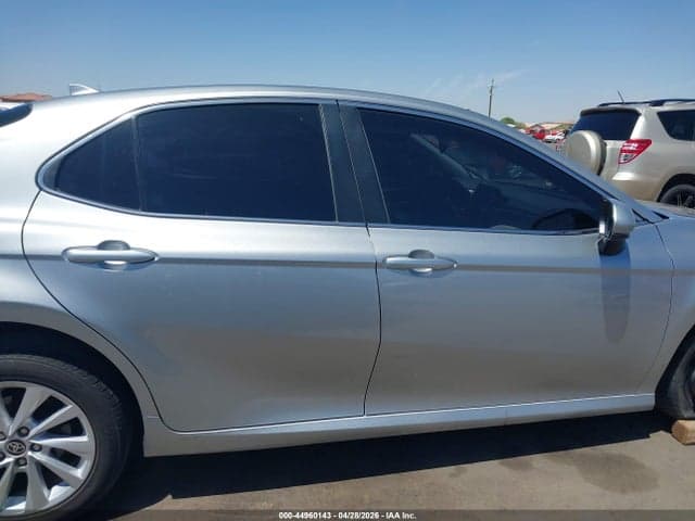 2022 TOYOTA CAMRY LE 13