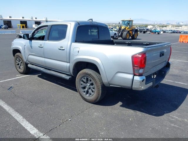 2020 TOYOTA TACOMA SR5 V6 3