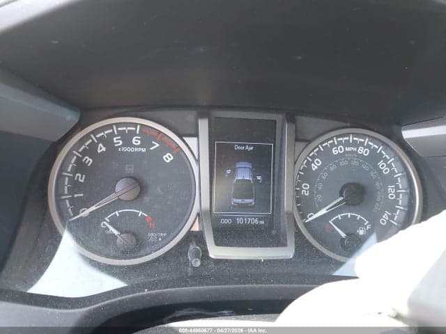 2020 TOYOTA TACOMA SR5 V6 7