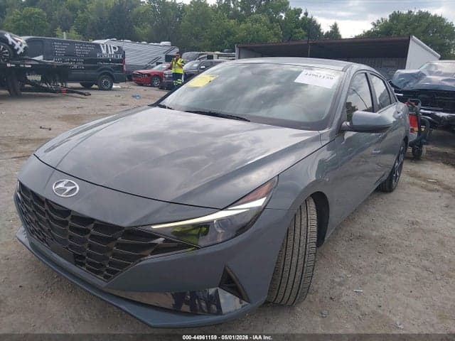 2022 HYUNDAI ELANTRA SEL 2