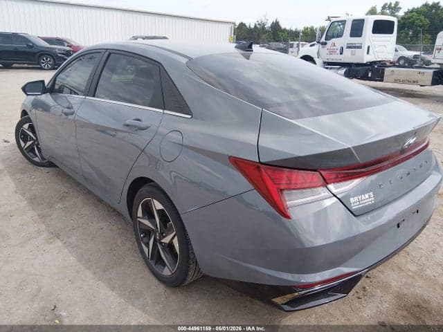 2022 HYUNDAI ELANTRA SEL 3