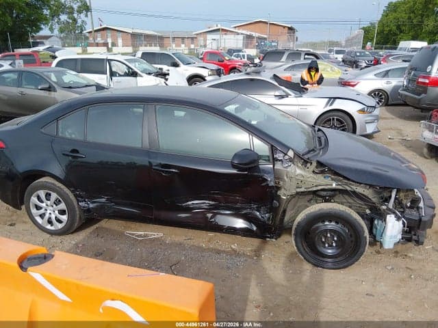 2024 TOYOTA COROLLA LE 18