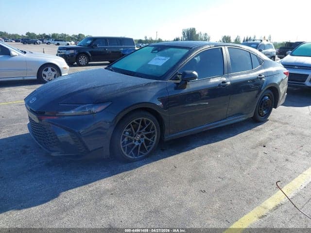 2025 TOYOTA CAMRY SE 2